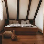 Huettendorf Schloegelberger 아파트
