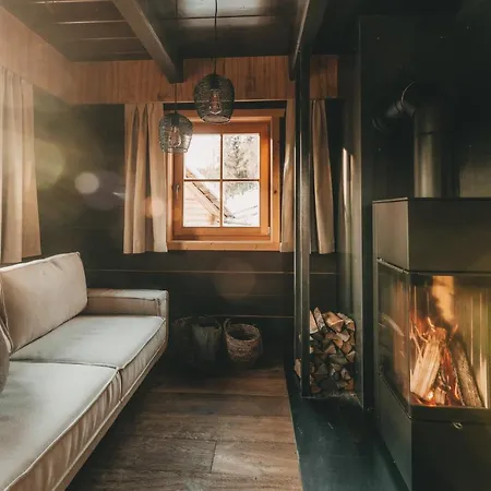 Huettendorf Schloegelberger * ザンクト・マルガレーテン・イム・ルンガウ